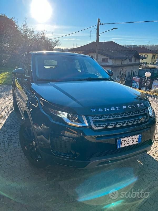 Usata Land Rover Range Rover evoque SE Dynamic 150 CV (110 kW) 2018 Nero SUV