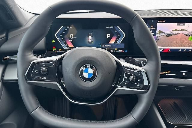 Usata BMW 520 Comfort Edition 197 CV (144 kW) 2024 Bianco alpi Station wagon