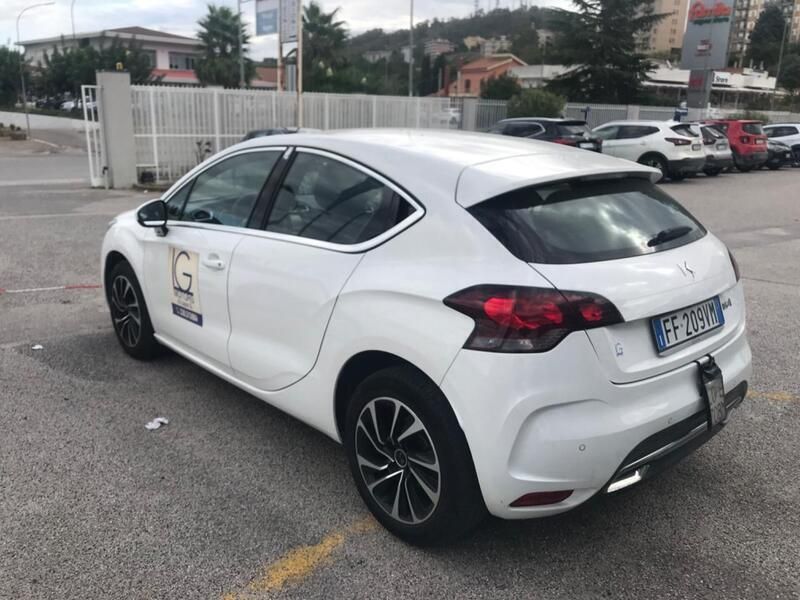 Usata DS Automobiles DS4 Business 131 CV (96 kW) 2016 Bianco Berlina