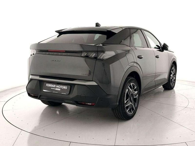 Usata Peugeot 3008 Allure 136 CV (100 kW) 2024 Grigia scura SUV