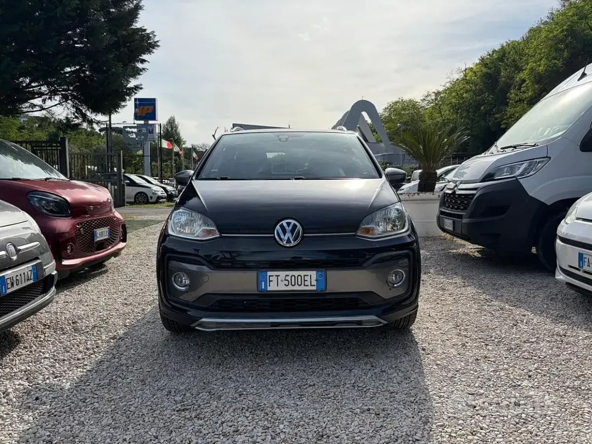 Usata VW up! 75 CV (55 kW) 2018 Nero Utilitaria