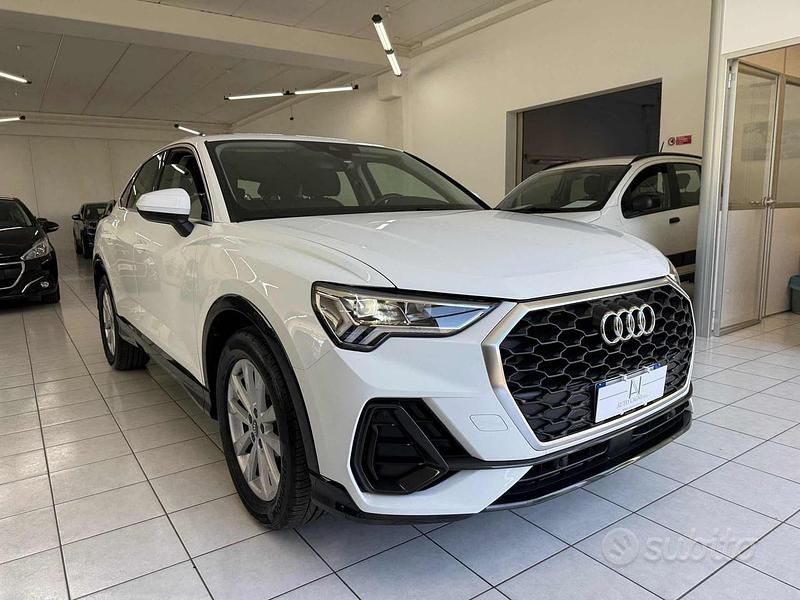 Bianco Usata 2020 Audi Q3 Business Plus SUV | 33.400 € (Cara) - Immagine 1/4
