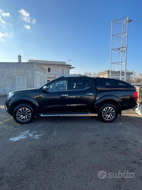 Usata Nissan Navara 190 CV (139 kW) 2017 Pick-up