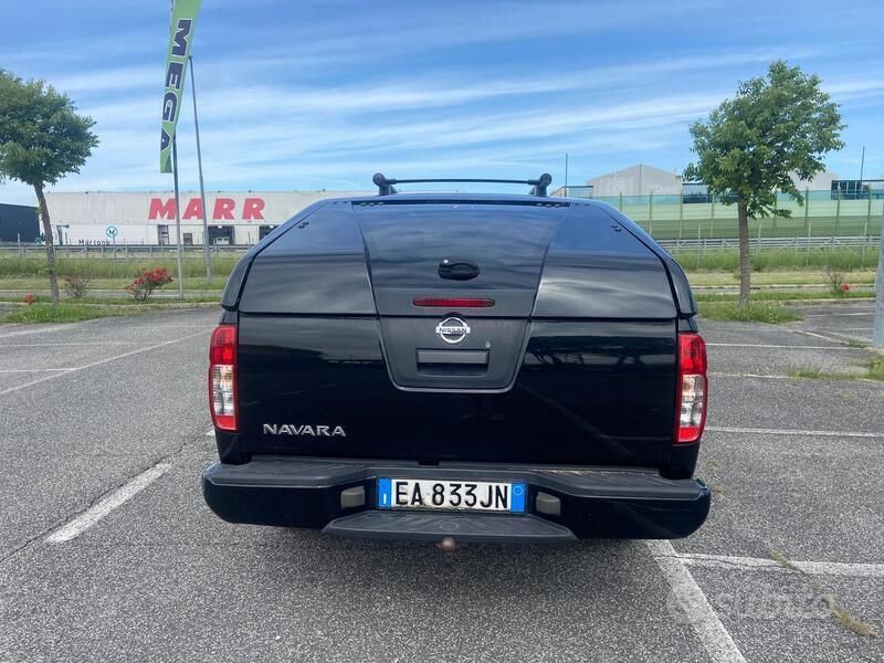 Usata Nissan Navara 190 CV (139 kW) 2011 Pick-up