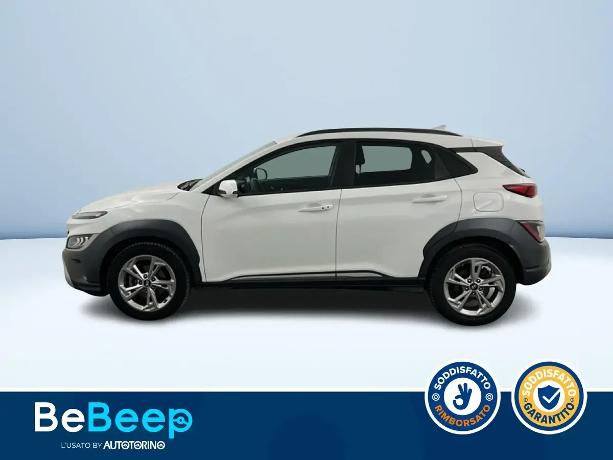 Usata Hyundai Kona 120 CV (88 kW) 2022 Bianco pastello SUV