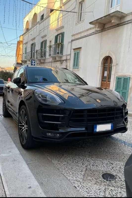 Usata 2016 Porsche Macan Turbo SUV | 38.000 € (Ottimo prezzo) - Immagine 1/4