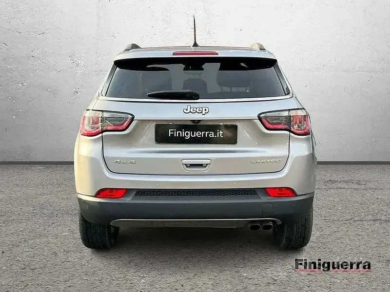 Usata Jeep Compass Limited 170 CV (125 kW) 2020 Grigio SUV