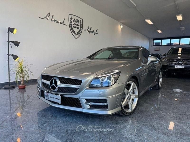 Usata Mercedes SLK55 AMG Premium 184 CV (135 kW) 2012 Gray Cabrio