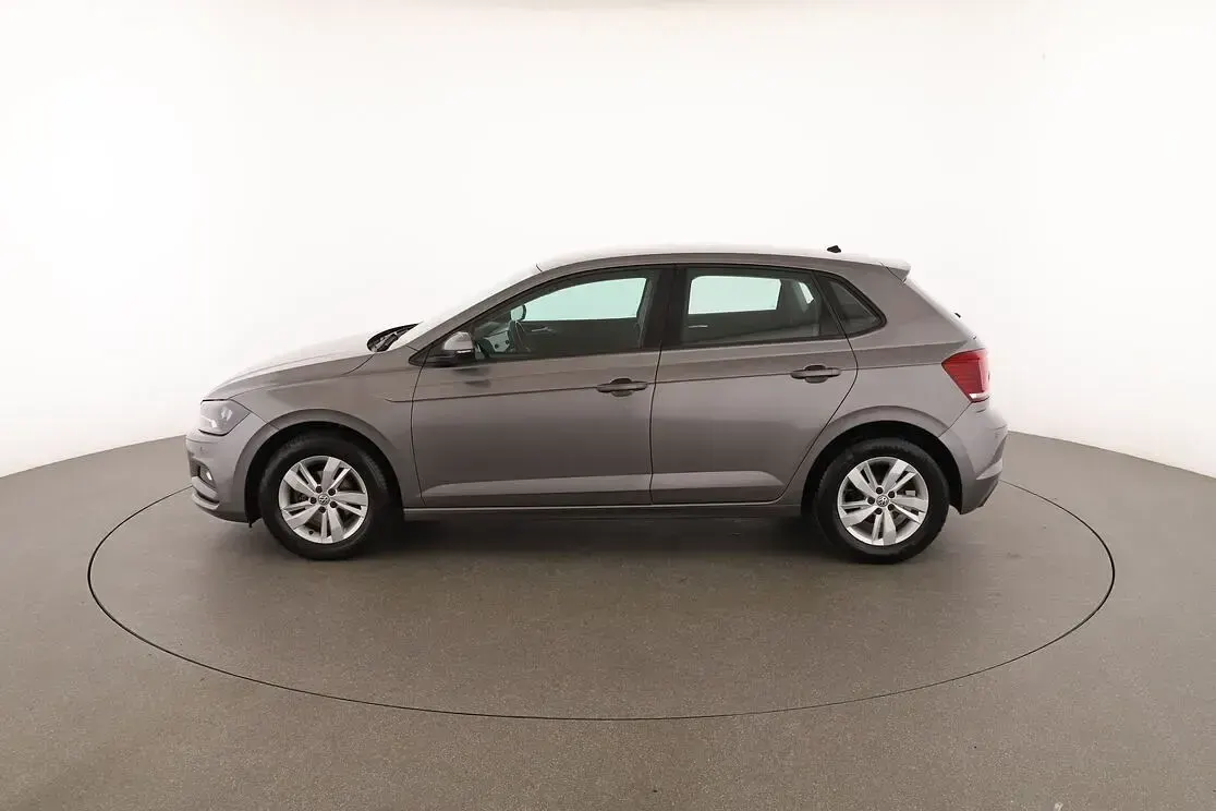 Usata VW Polo Comfortline 80 CV (58 kW) 2020 Grigio Utilitaria
