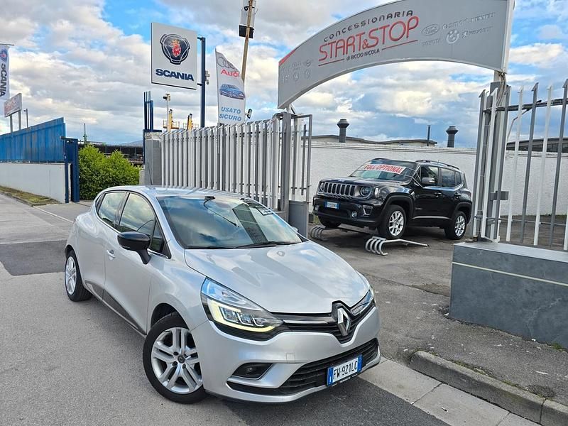 Usata Renault Clio IV 89 CV (65 kW) 2019 Grigio Berlina