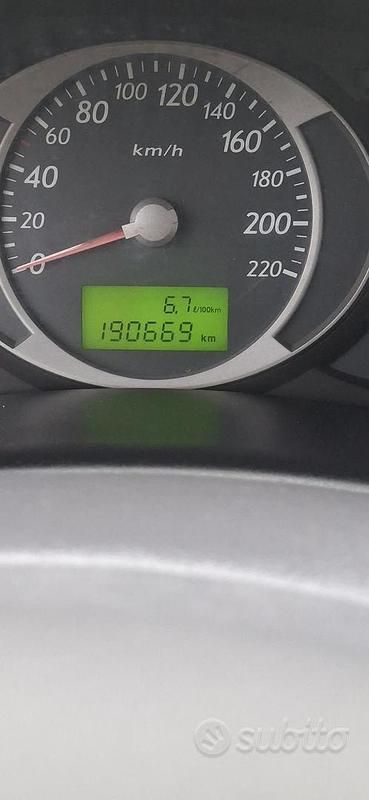 Occasion Hyundai Tucson 112 ch (82 kW) 2006 Gris SUV