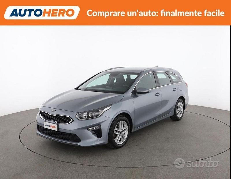 Usata Kia Ceed 115 CV (84 kW) 2019 Grigio Utilitaria