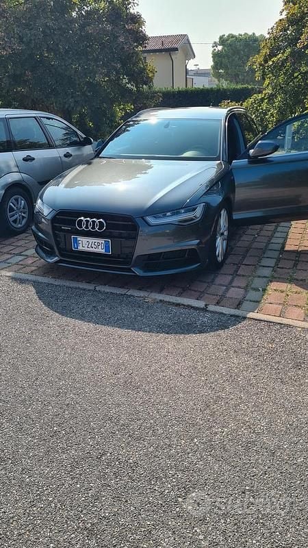 Usata Audi A6 Business Plus 190 CV (139 kW) 2017 Grigio Station wagon