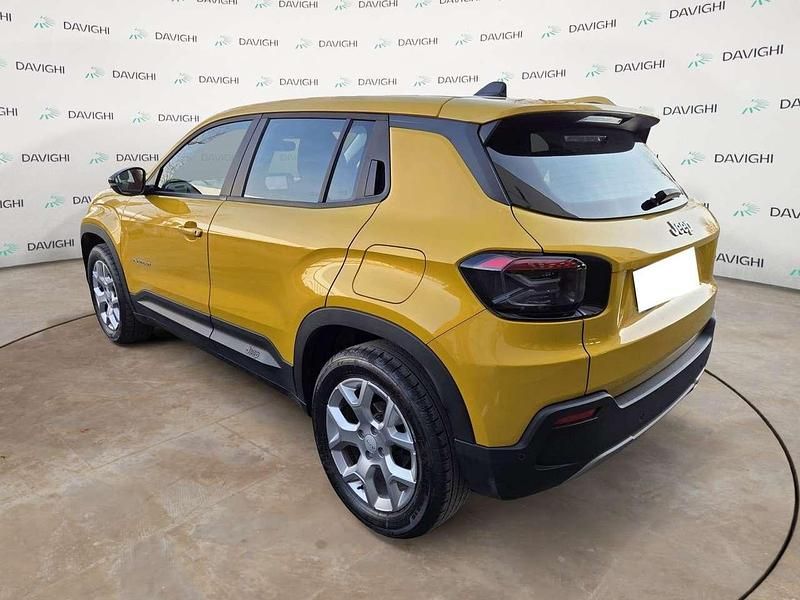 Usata Jeep Avenger Summit 101 CV (74 kW) 2023 Oro SUV