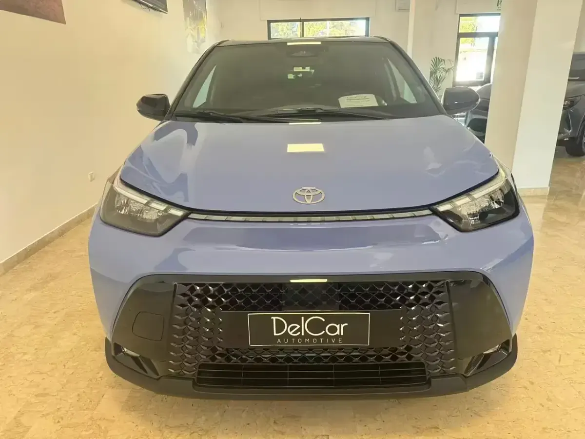 Nuova Toyota Aygo X 92 CV (67 kW) 2026 Blu SUV