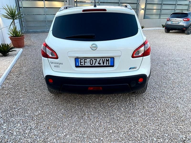 Usata Nissan Qashqai Tekna 110 CV (80 kW) 2011 Bianco SUV