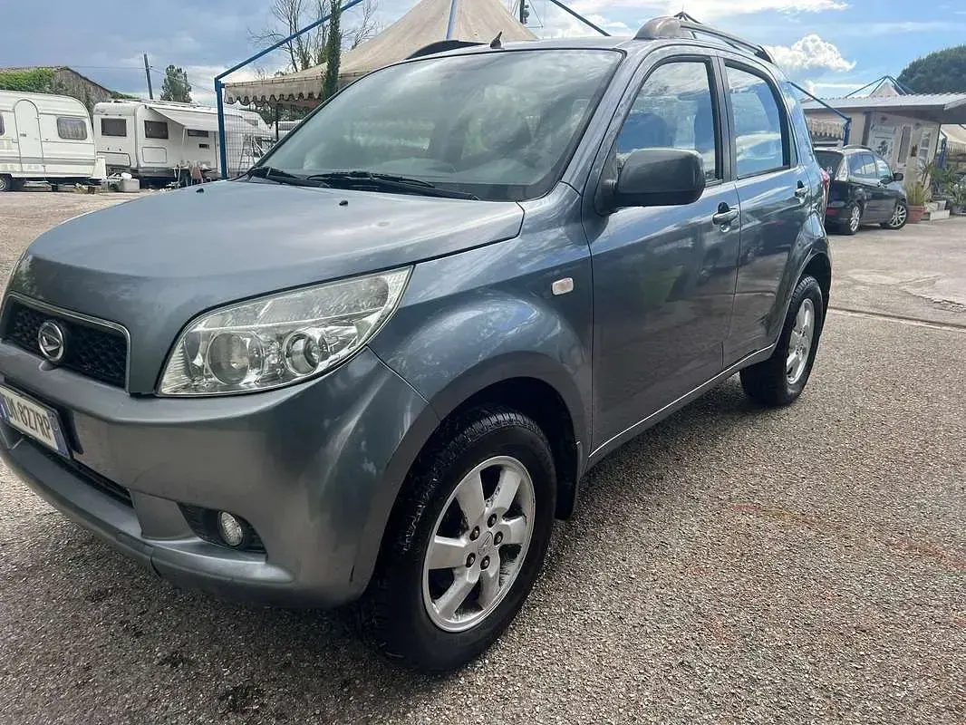 Usata Daihatsu Terios 105 CV (77 kW) 2008 SUV