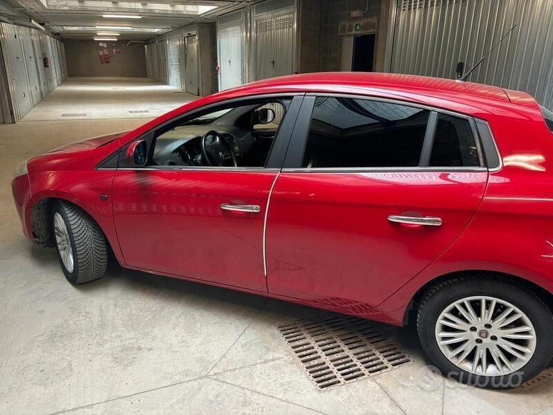 Usata Fiat Bravo 90 CV (66 kW) 2012 Utilitaria