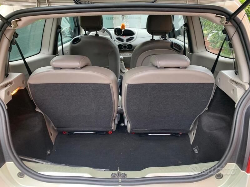 Gebraucht Renault Twingo 75 PS (55 kW) 2008 Grau Kleinwagen