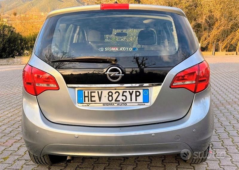 Usata Opel Meriva Cosmo 120 CV (88 kW) 2014 Grigio Monovolume