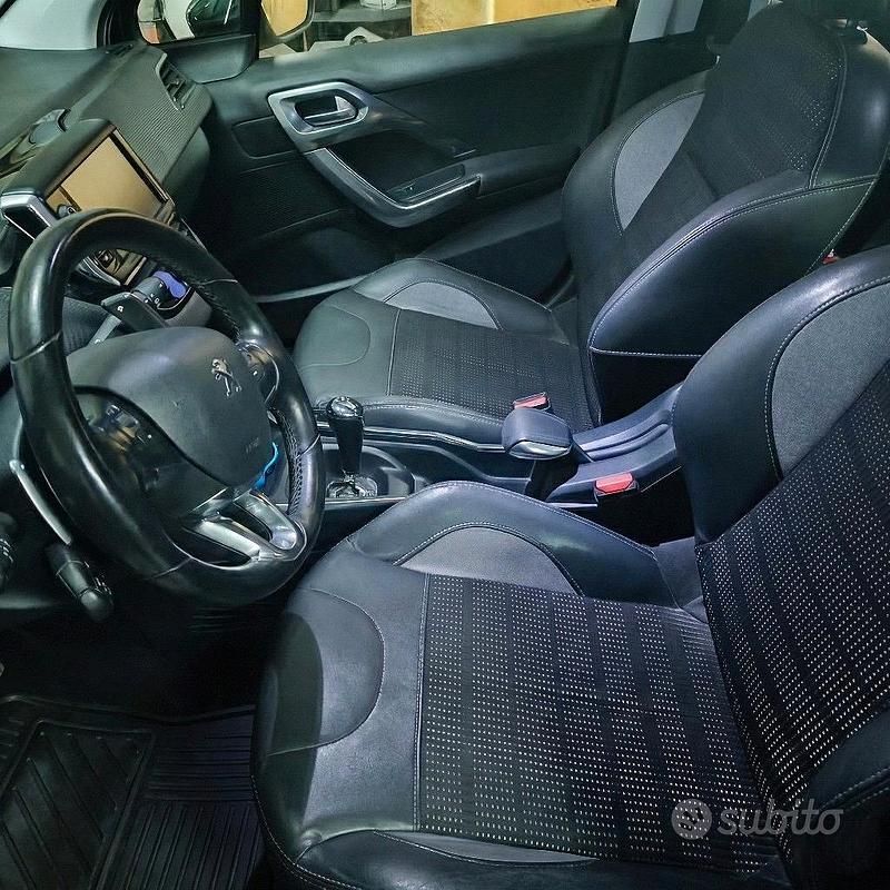 Usata Peugeot 2008 92 CV (67 kW) 2013 Nero SUV