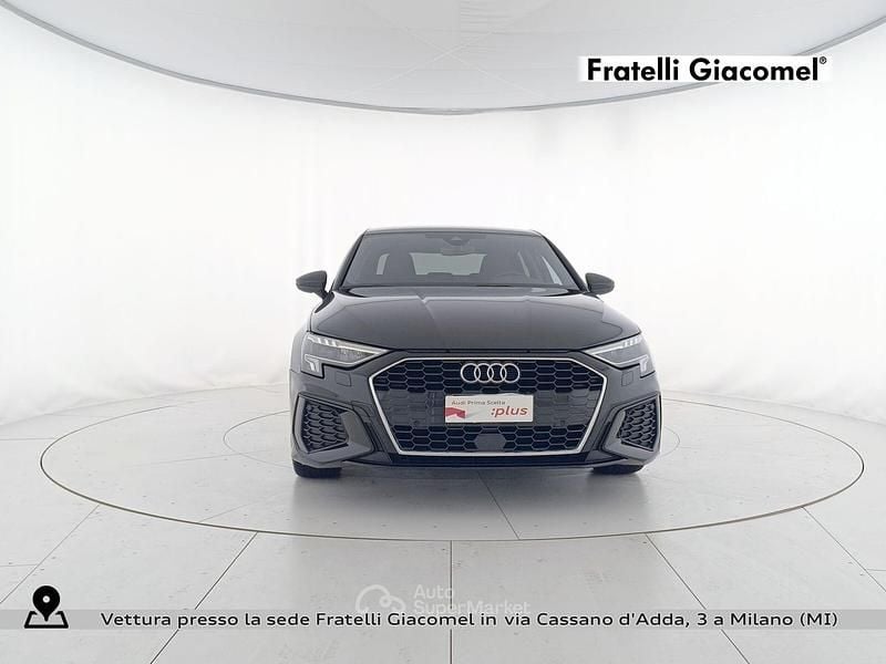 Usata Audi A3 S-Line 150 CV (110 kW) 2024 Nero mito metallizzato Berlina