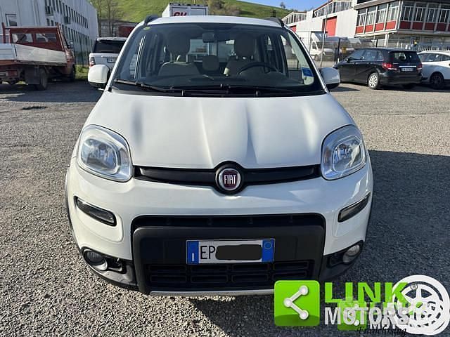 Usata Fiat Panda 4x4 74 CV (54 kW) 2013 Bianco Utilitaria