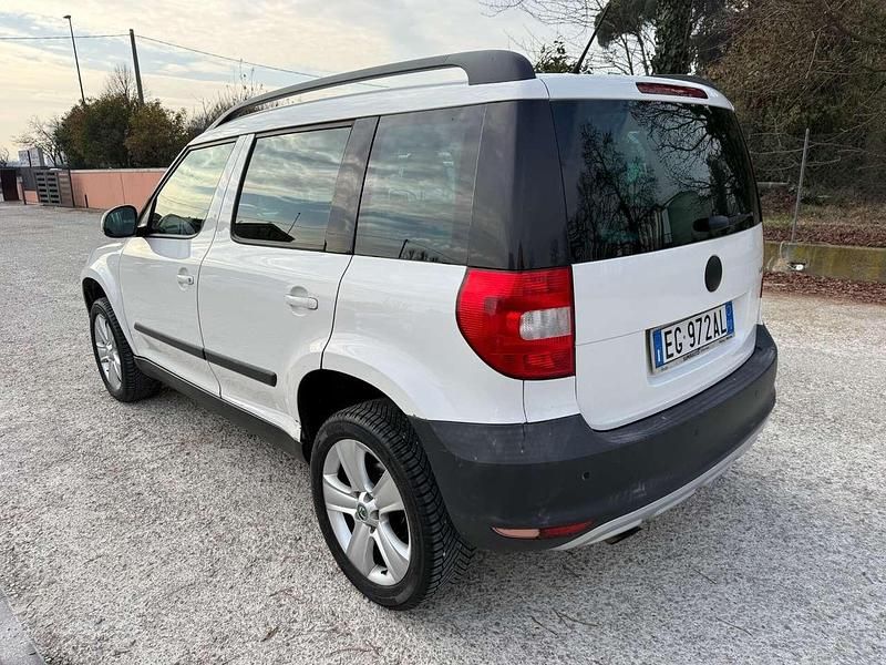 Usata Skoda Yeti Experience 105 CV (77 kW) 2011 Bianco SUV