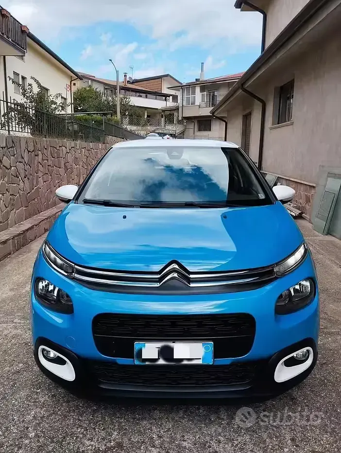 Usata Citroën C3 Shine 75 CV (55 kW) 2017 Blu/azzurro Berlina