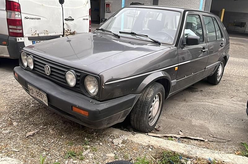 Grigio Usata 1990 VW Golf II Match Due volumi | 2500 € - Immagine 1/4