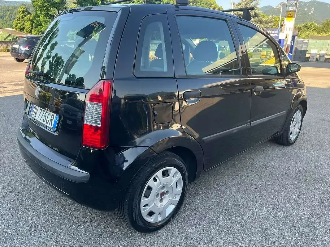 Usata Fiat Idea Star 77 CV (56 kW) 2009 Monovolume