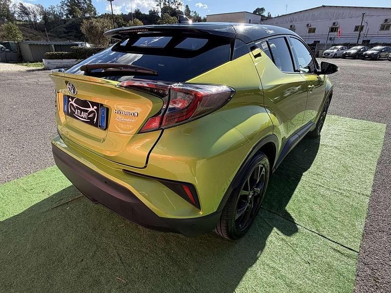Usata Toyota C-HR Edition 98 CV (72 kW) 2019 Verde SUV