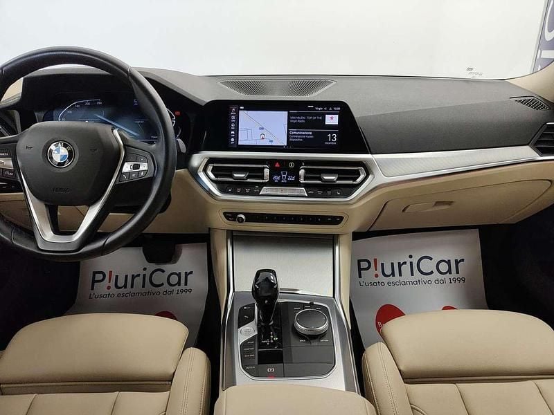 Usata BMW 320 Sport Line 190 CV (139 kW) 2021 Blu/azzurro Berlina