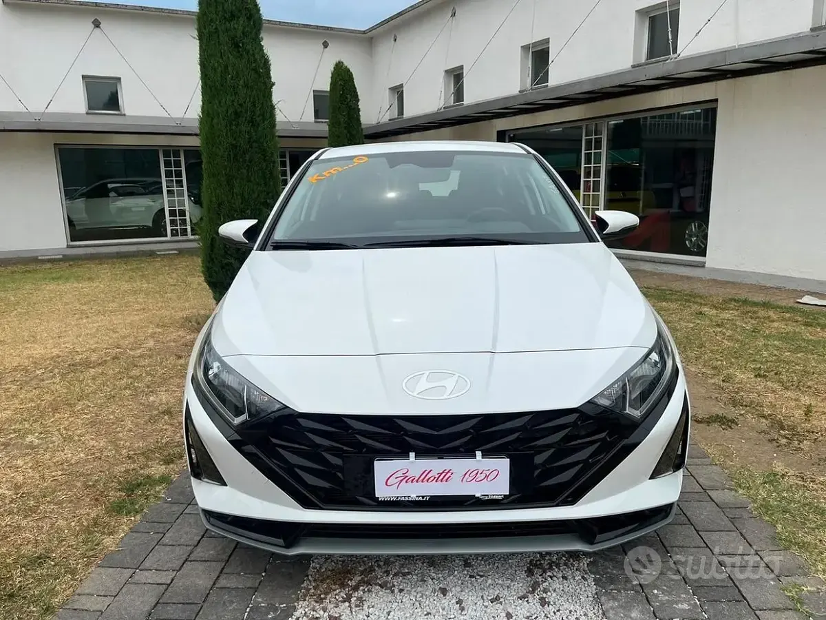 Nuova Hyundai i20 101 CV (74 kW) 2026 Atlas white Utilitaria