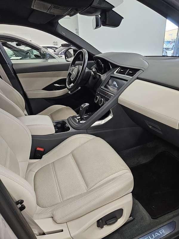 Usata Jaguar E-Pace R-Dynamic 150 CV (110 kW) 2021 Bianco SUV