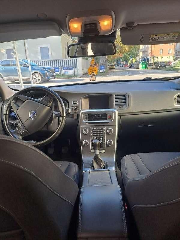 Usata Volvo V60 114 CV (83 kW) 2015 Station wagon