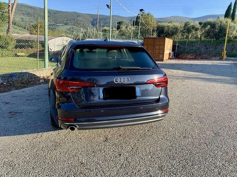 Usata Audi A4 Business Plus 150 CV (110 kW) 2016 Blu/azzurro Station wagon