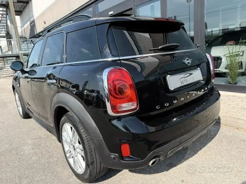 Usata Mini One D Countryman Hype 116 CV (85 kW) 2018 Nero SUV