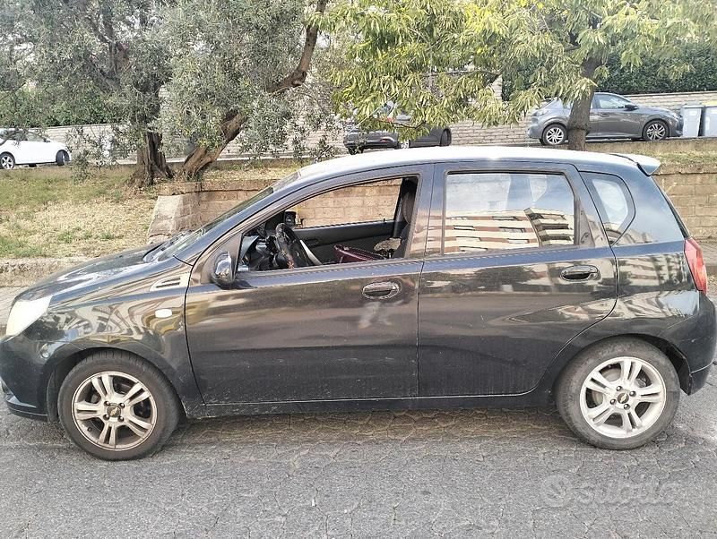 Usata Chevrolet Aveo LS 2010 Nero Berlina