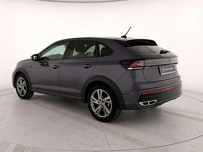 Usata VW Taigo R-line 110 CV (80 kW) 2022 Smoky grey metallizzato deep black perla SUV