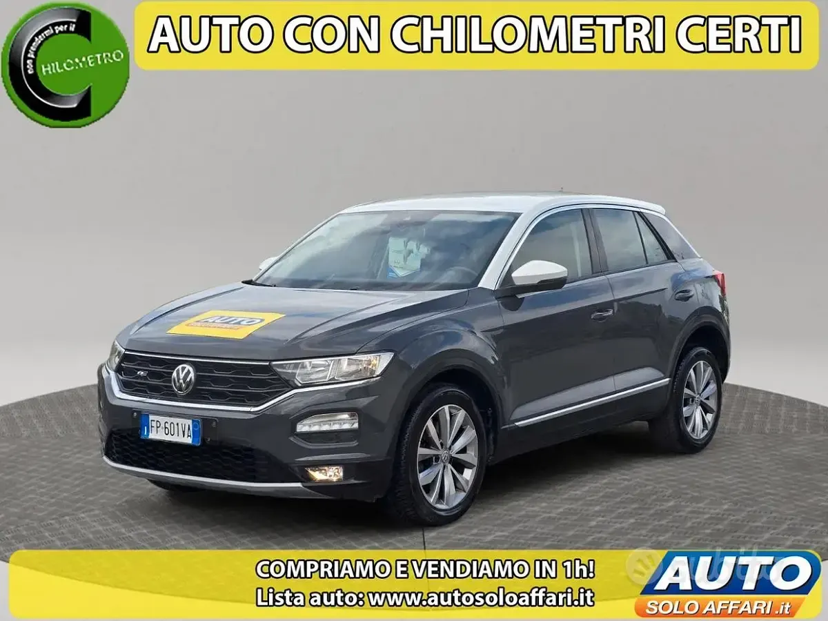 Usata VW T-Roc Style 116 CV (85 kW) 2018 Grigio SUV