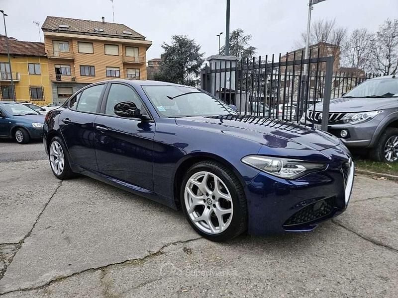 Usata Alfa Romeo Giulia Executive 160 CV (117 kW) 2019 Blu Berlina