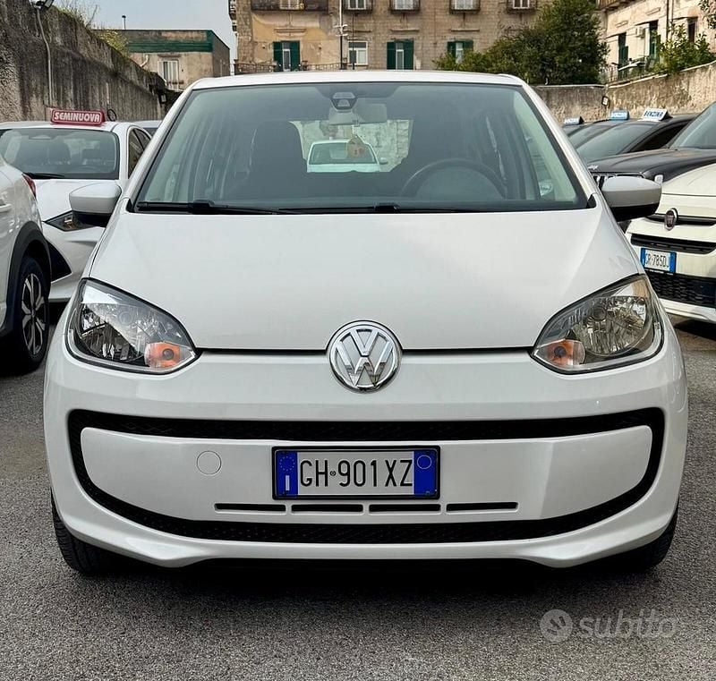 Begagnad VW up! Move 60 HK (44 kW) 2012 Vit Halvkombi