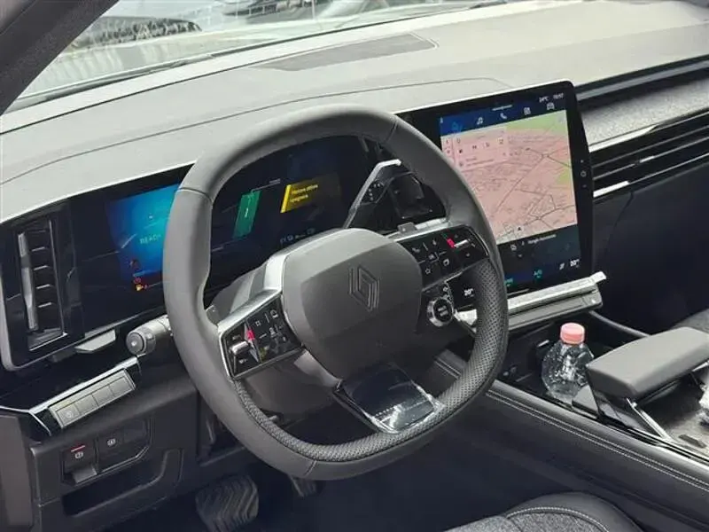 Nuova Renault Austral Techno 200 CV (147 kW) 2026 Grigio scuro SUV