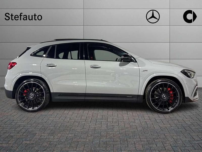 Nuova Mercedes GLA35 AMG AMG Line Premium 306 CV (225 kW) 2026 Grigio alpi standard SUV