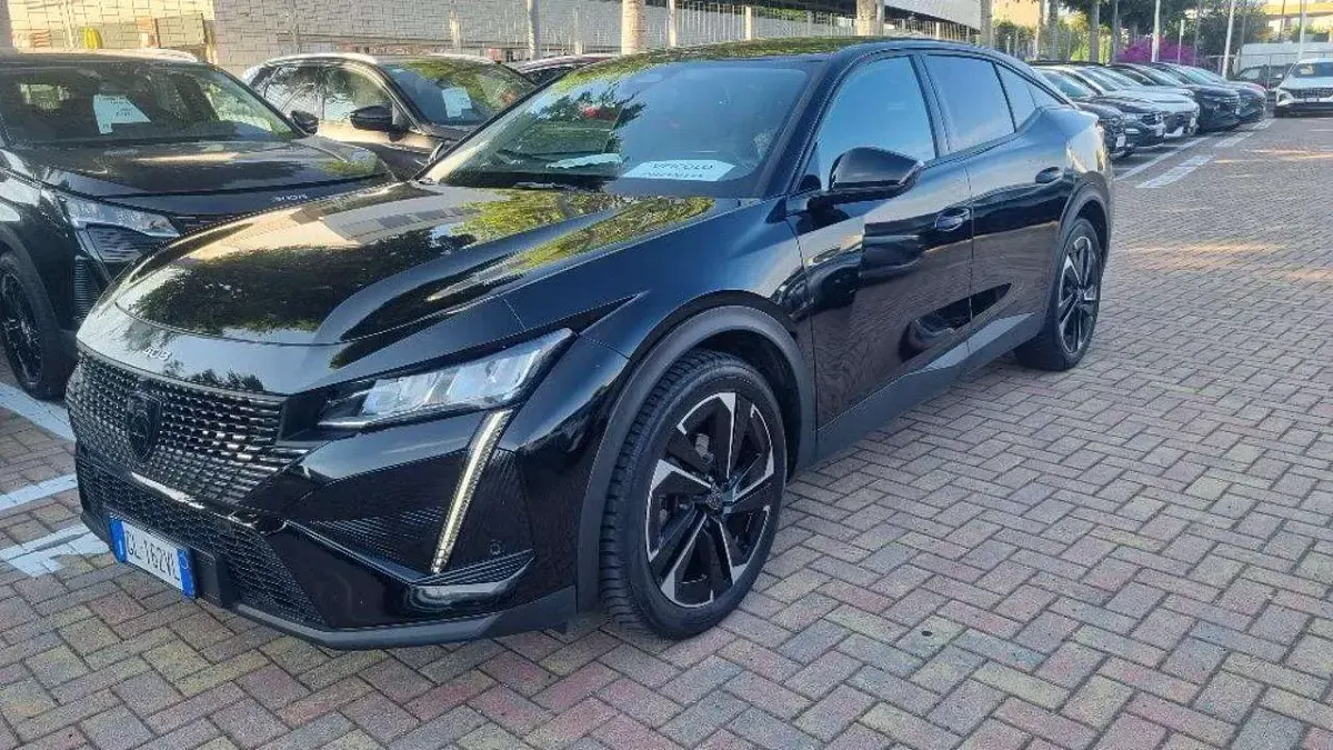 Usata Peugeot 408 Allure 131 CV (96 kW) 2023 Nero SUV
