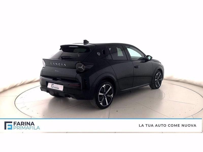 Usata Lancia Ypsilon 110 CV (80 kW) 2025 Nero Utilitaria