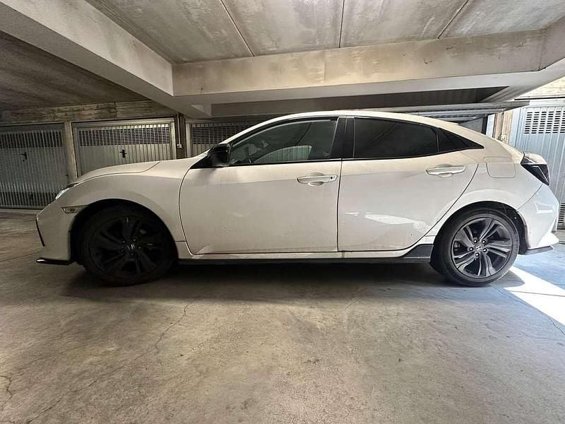 Usata Honda Civic Elegance 126 CV (92 kW) 2019 Bianco Berlina