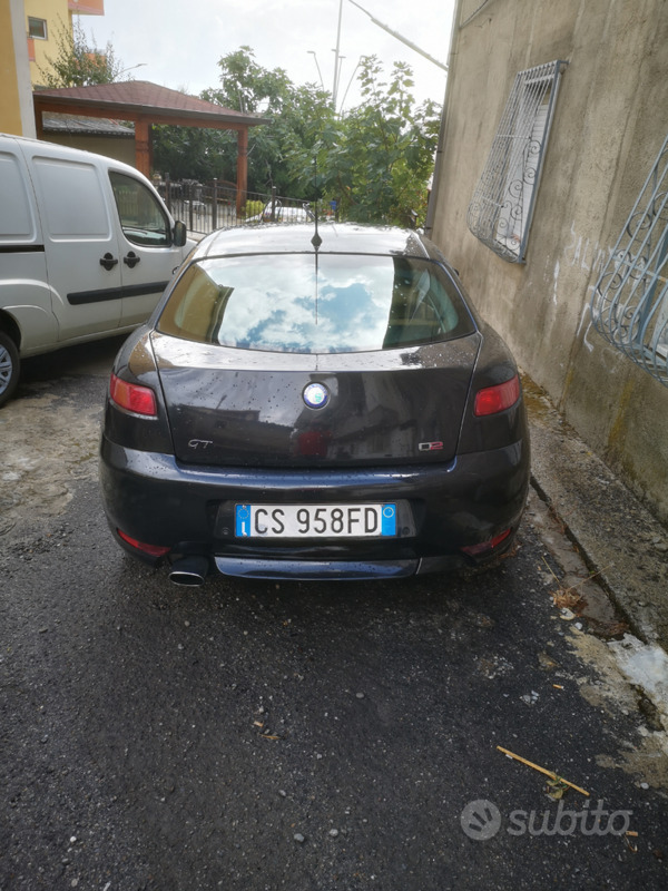 Venduto Alfa Romeo GT tagliandata e g. - auto usate in vendita