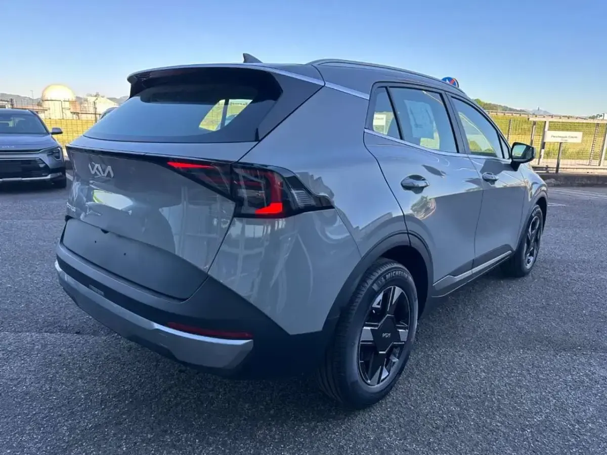 Nuova Kia Sportage 143 CV (105 kW) 2026 Grigio SUV